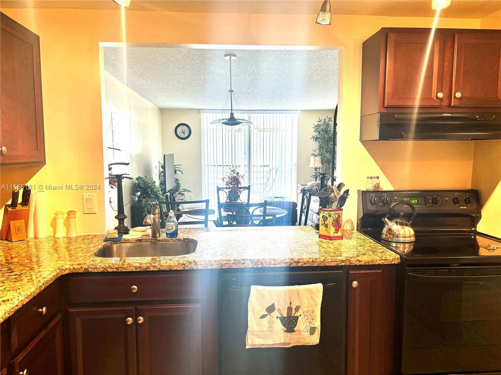 501 E Dania Beach Blvd Unit: 5-2M
