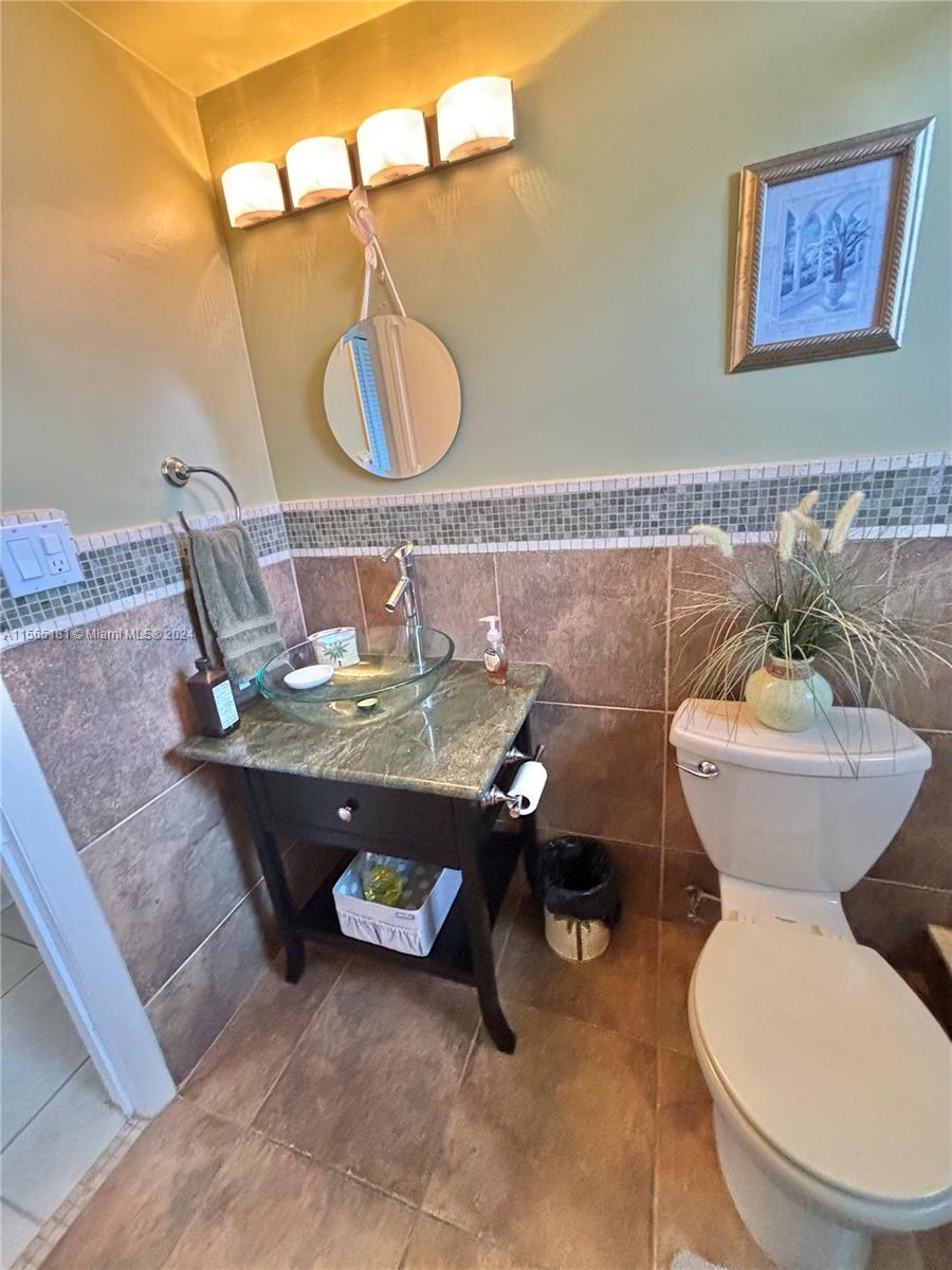 501 E Dania Beach Blvd Unit: 5-2M