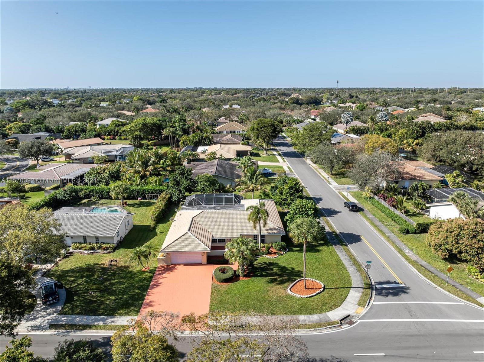 10100 Ramblewood Dr