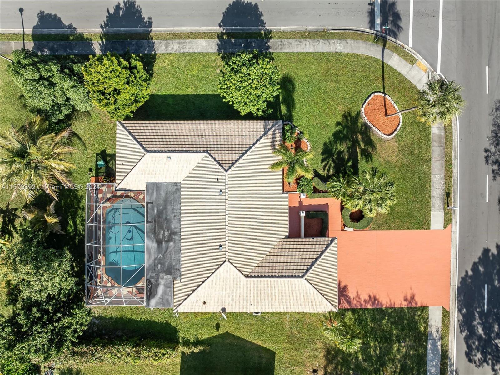 10100 Ramblewood Dr