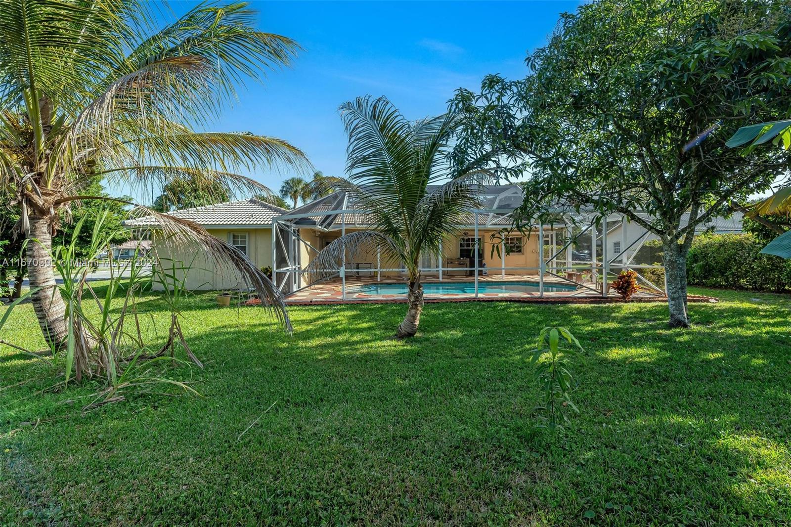 10100 Ramblewood Dr