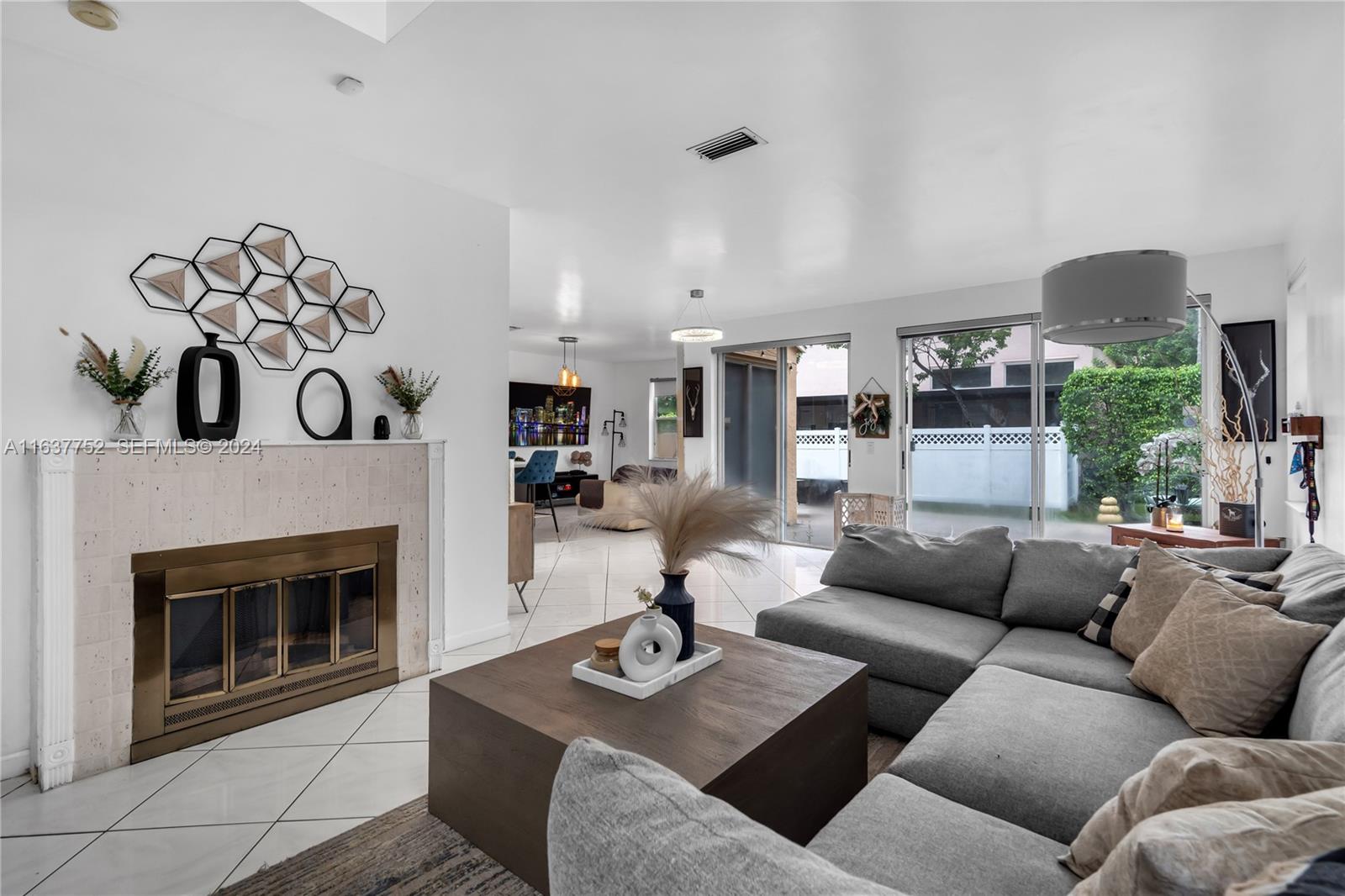4702 NW 115th Terrace