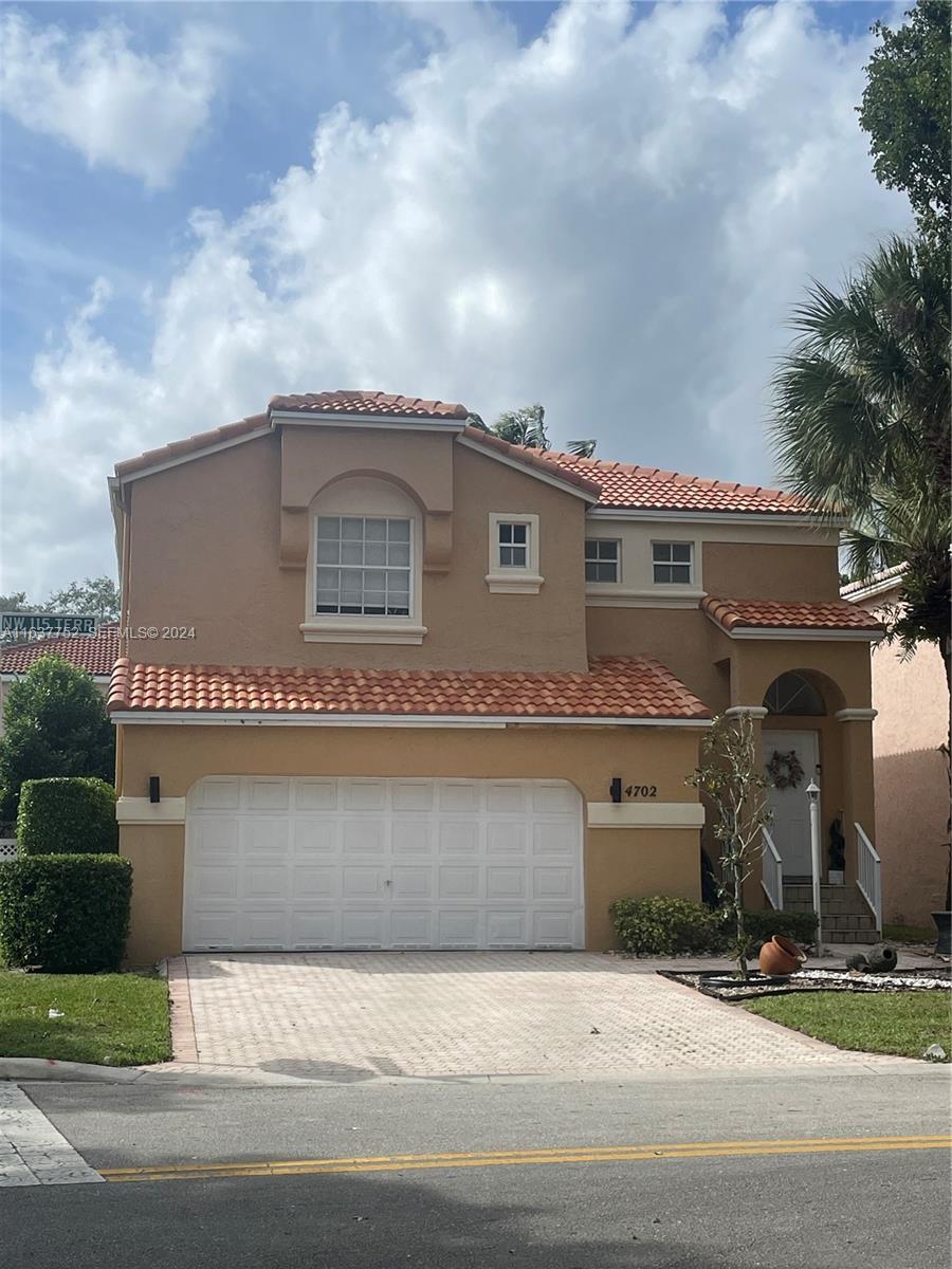 4702 NW 115th Terrace
