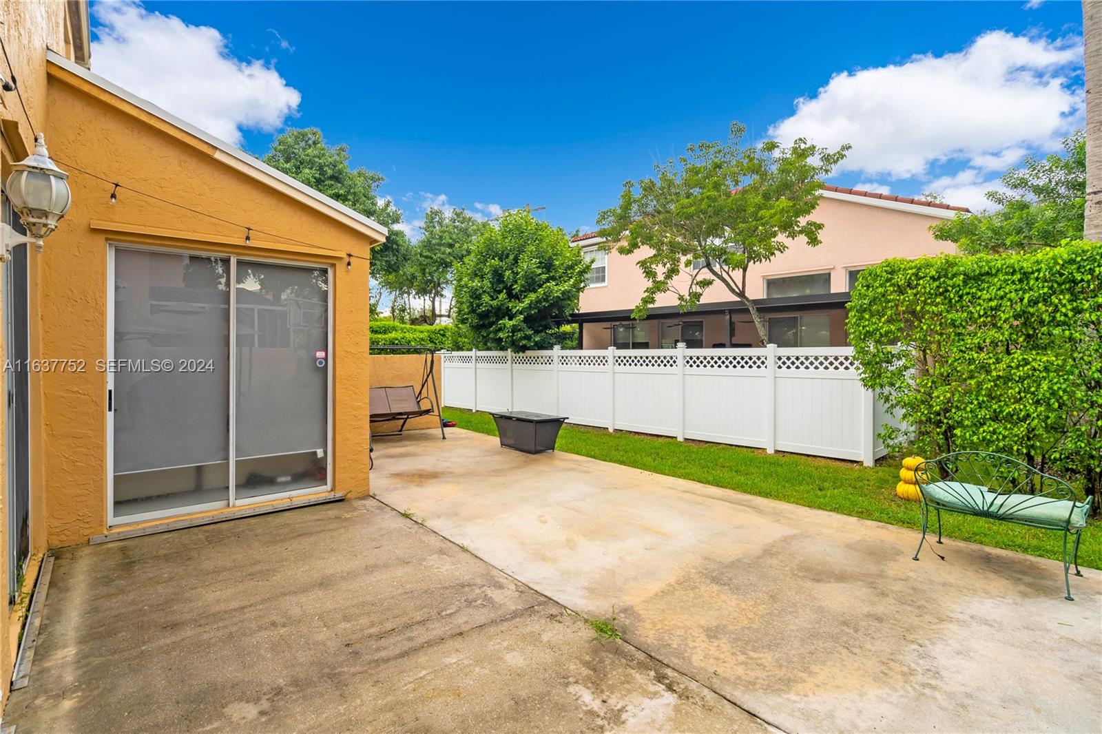 4702 NW 115th Terrace