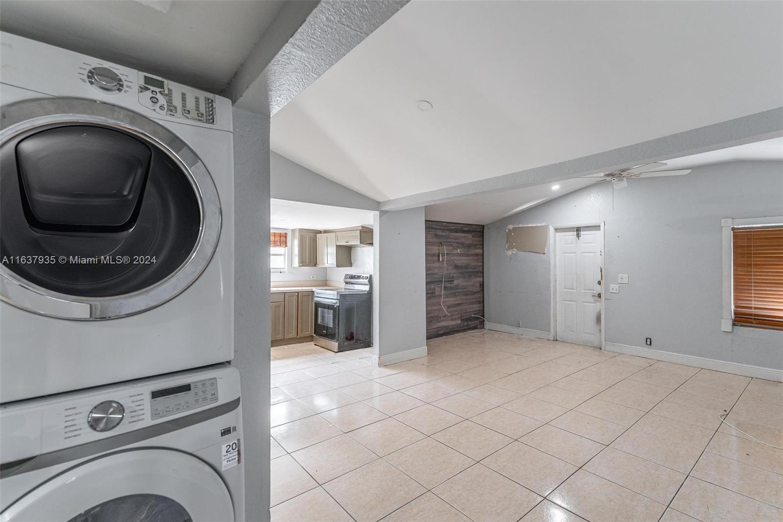 1004 SW 4th Ave