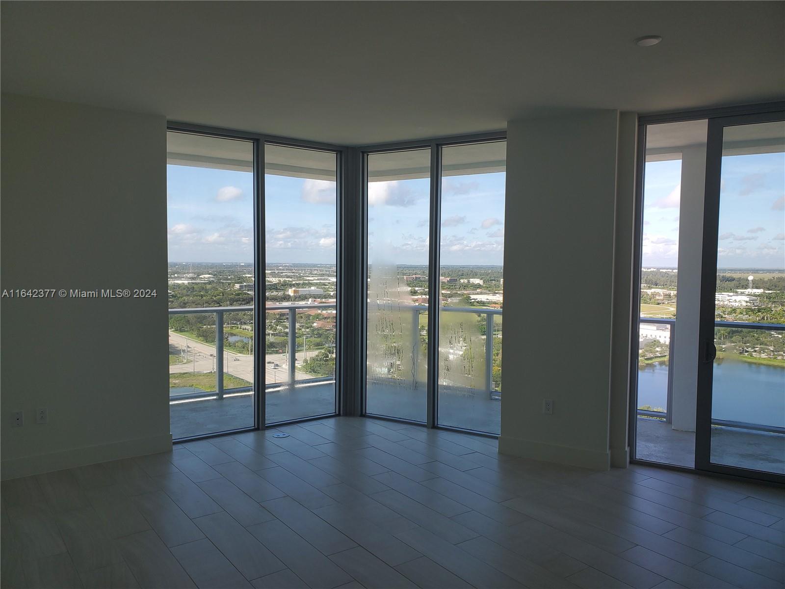 2000 Metropica Way # 2204