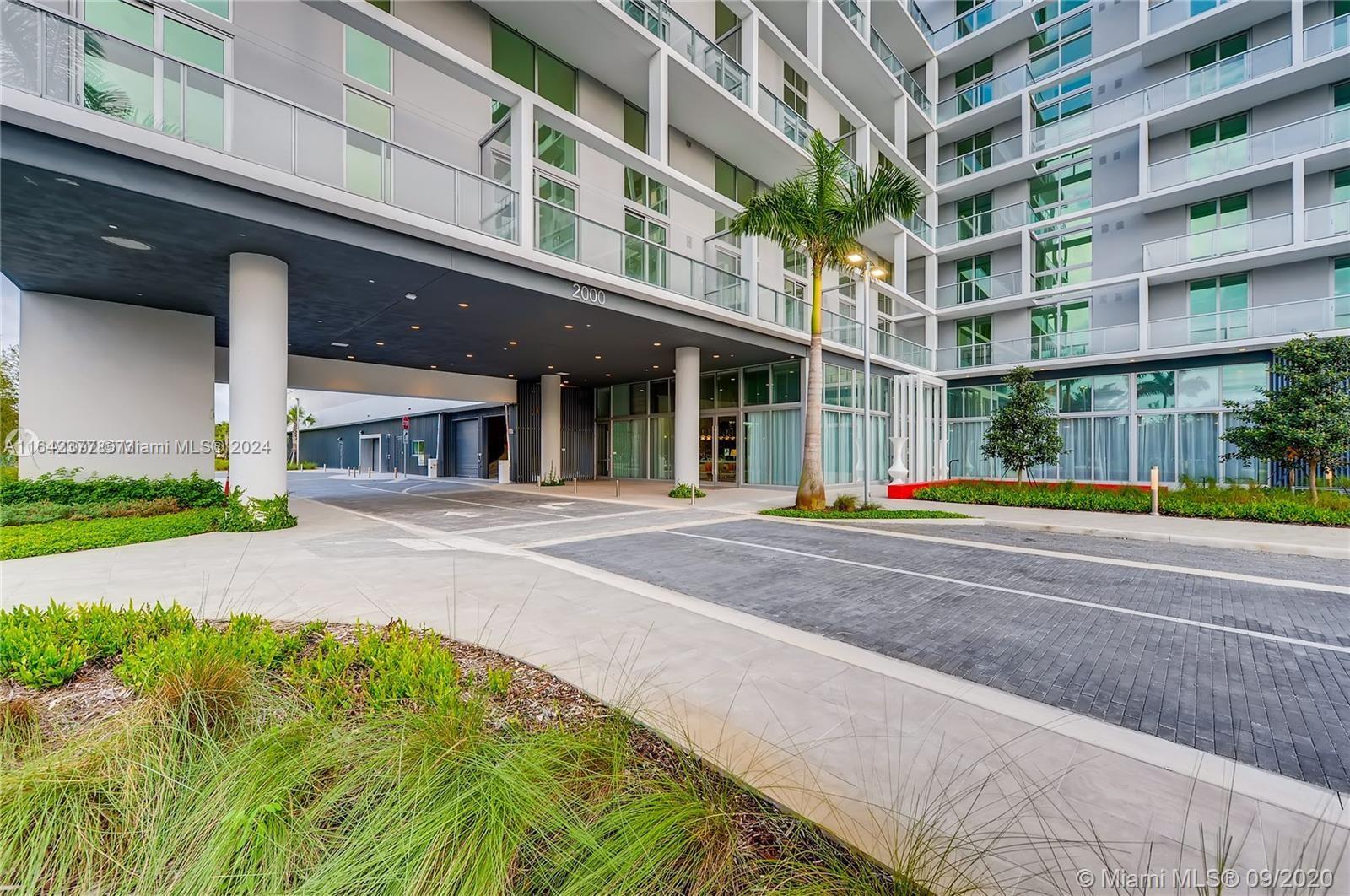 2000 Metropica Way # 2204
