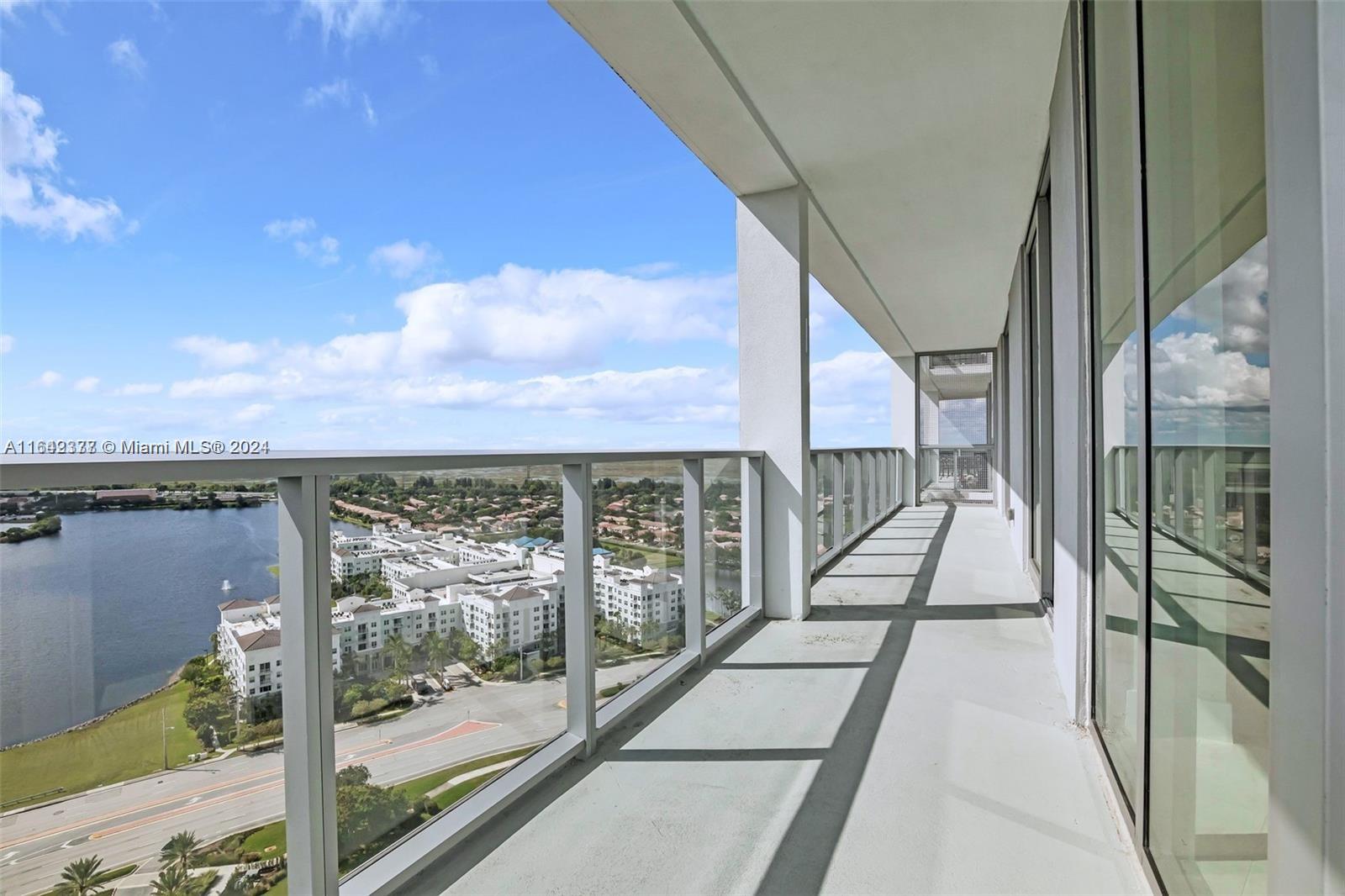 2000 Metropica Way # 2204