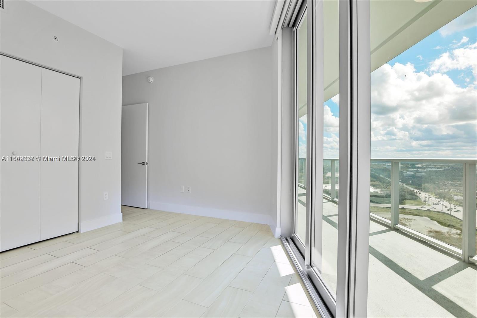 2000 Metropica Way # 2204