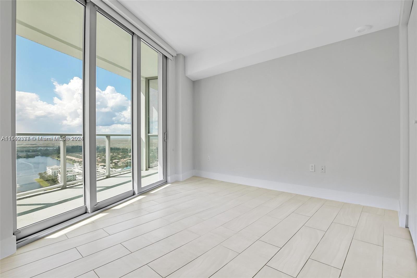2000 Metropica Way # 2204