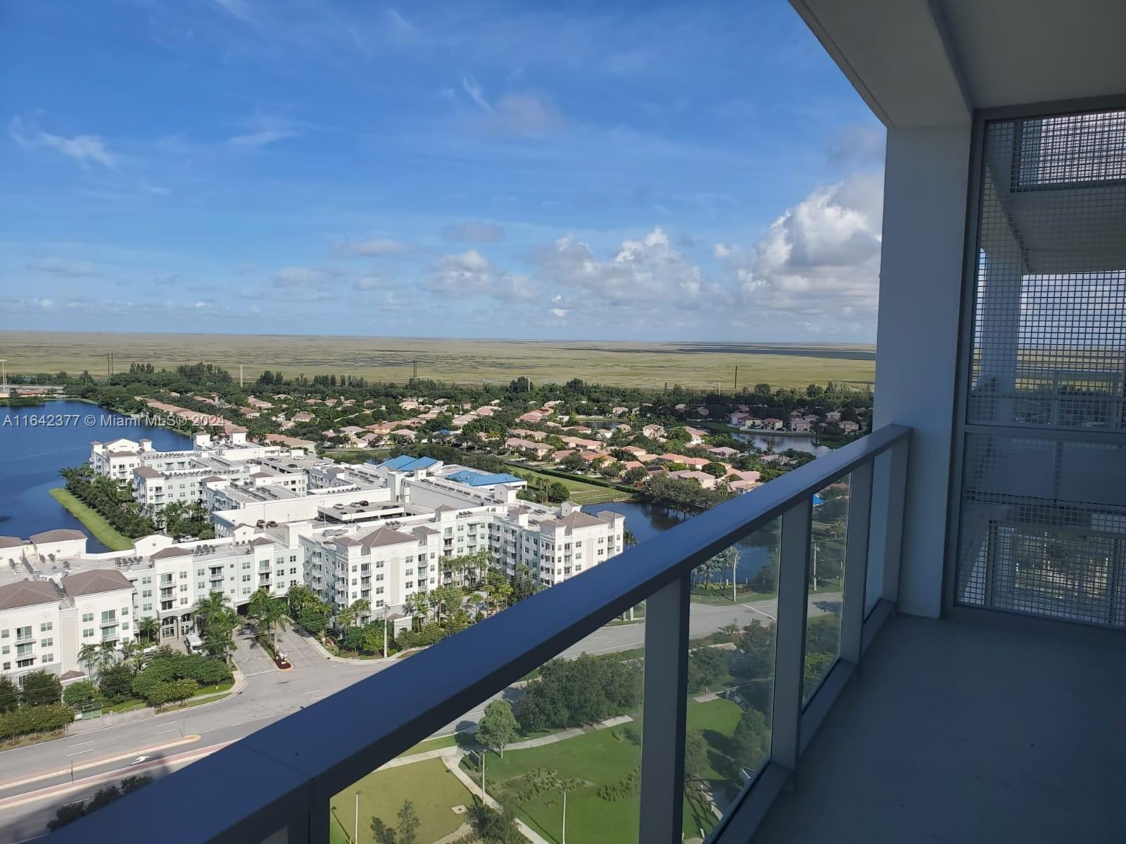 2000 Metropica Way # 2204