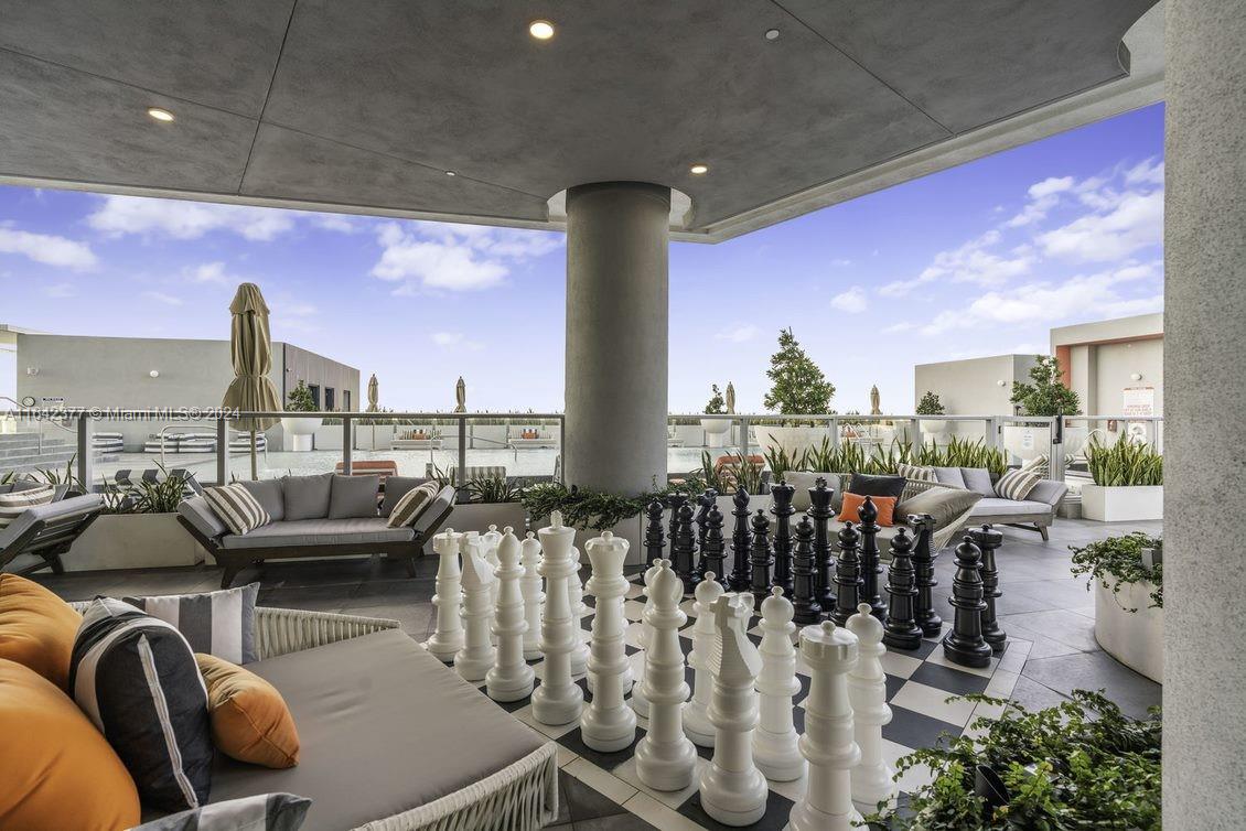 2000 Metropica Way # 2204