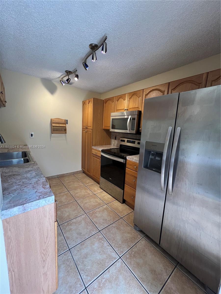 3441 NW 47th Ave # 3199