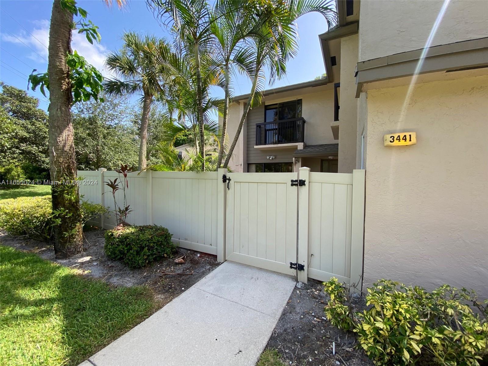 3441 NW 47th Ave # 3199