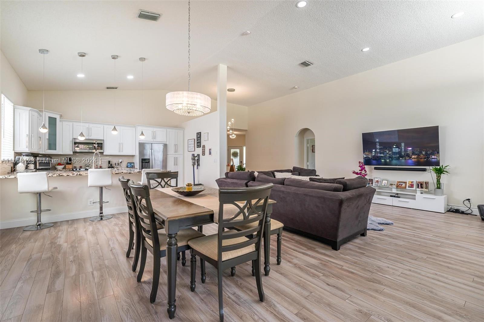 5344 NW 106th Dr