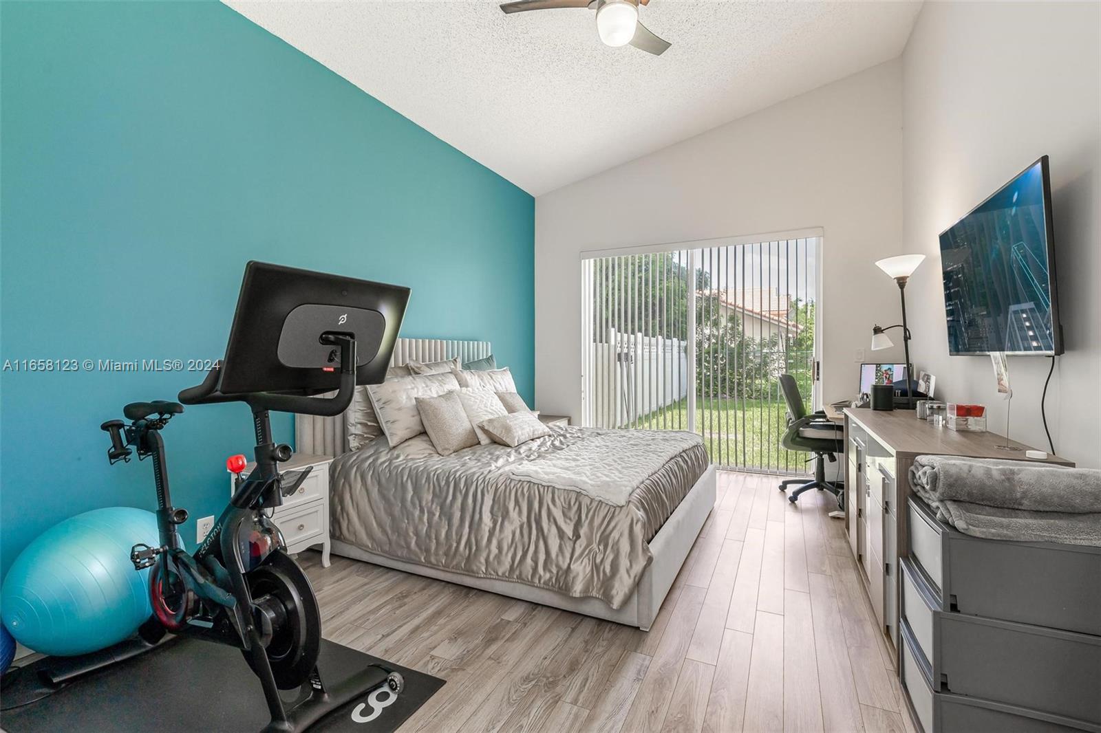 5344 NW 106th Dr