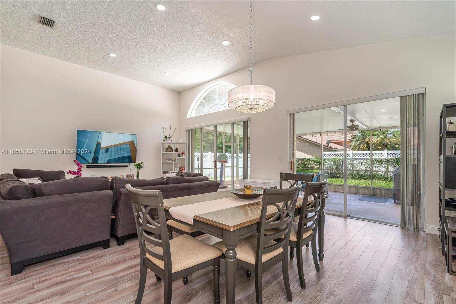 5344 NW 106th Dr