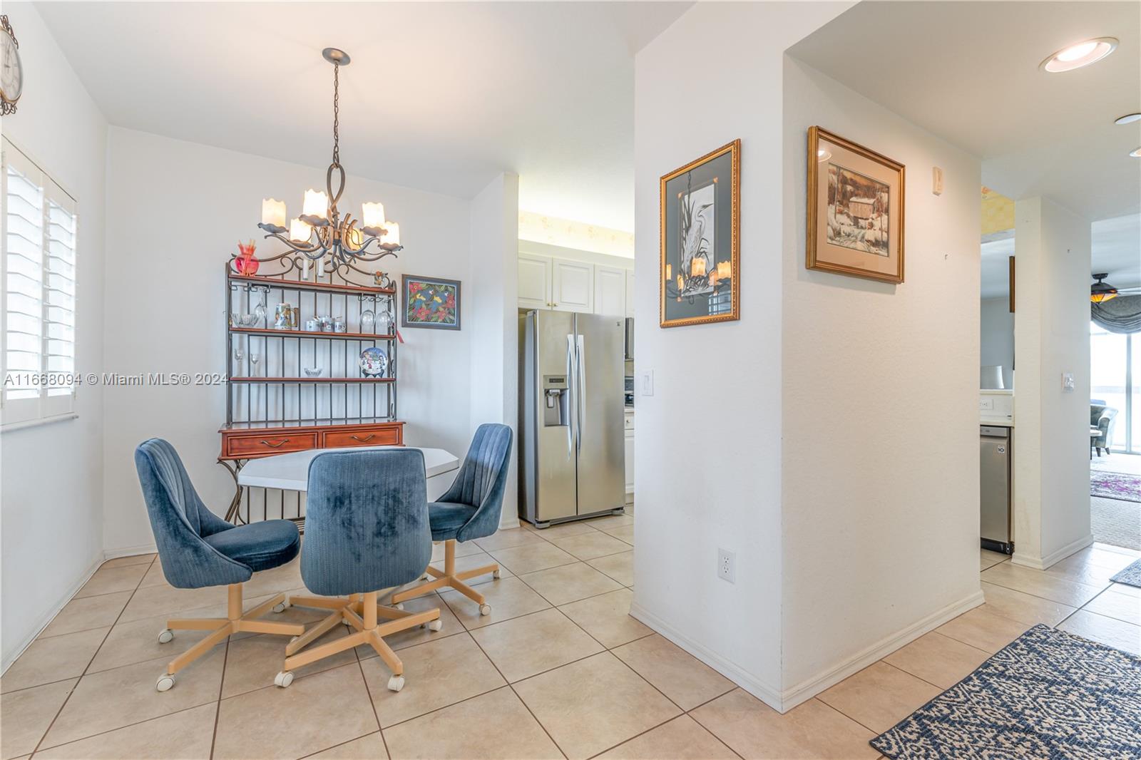 7715 Yardley Dr # 415