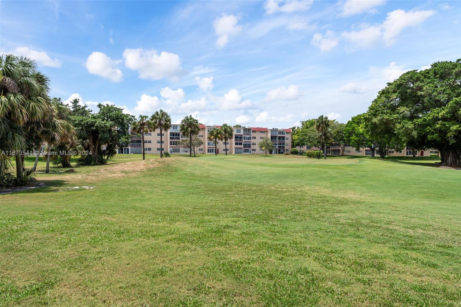 7847 Golf Cir Dr # 111