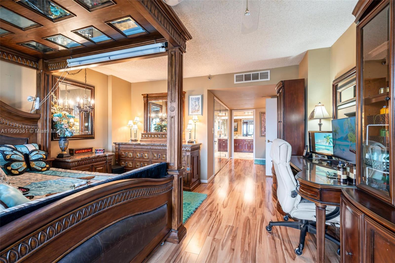 4301 N Ocean Blvd # 303A