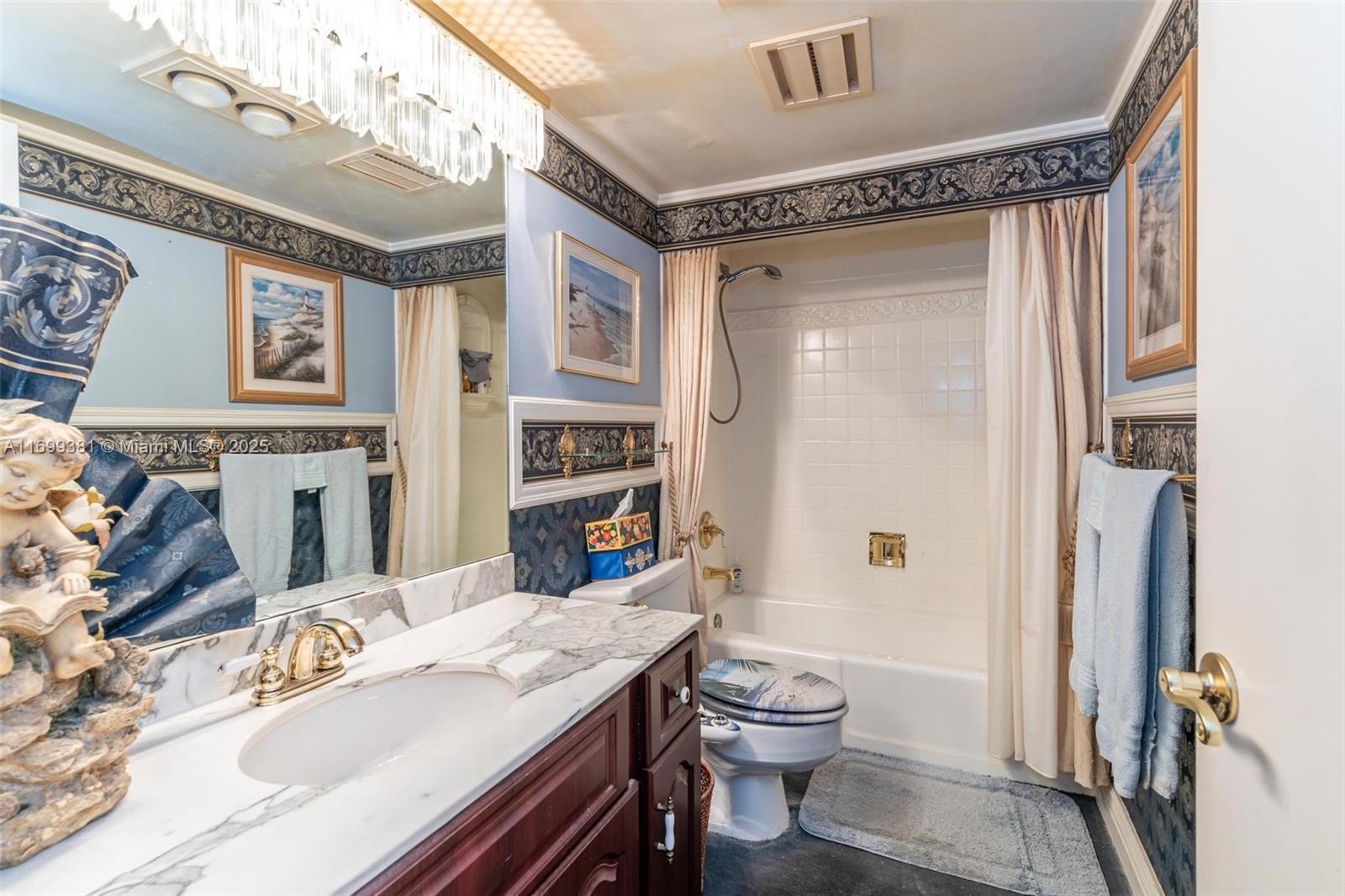 4301 N Ocean Blvd # 303A