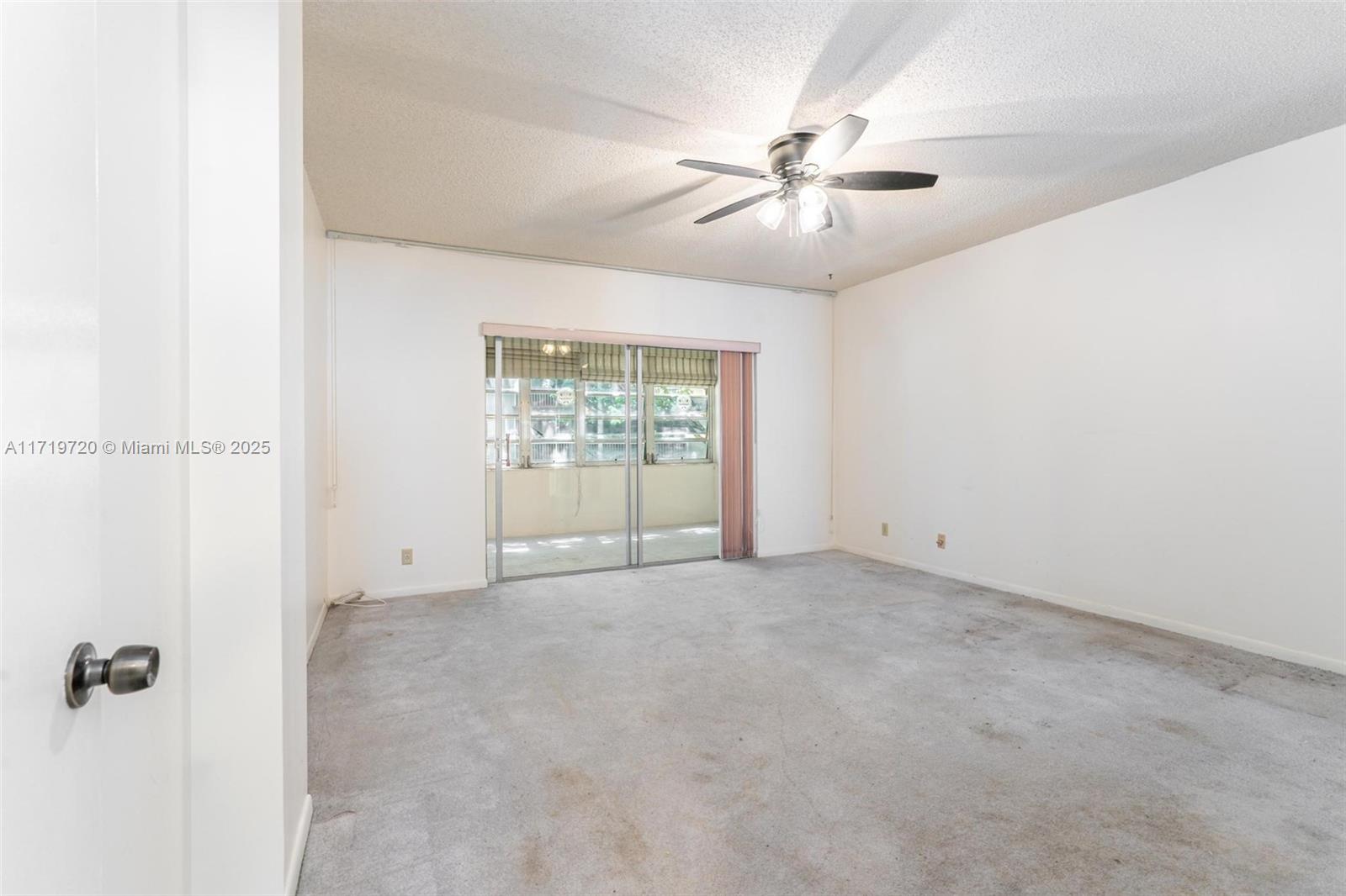 6731 Cypress Rd # 104