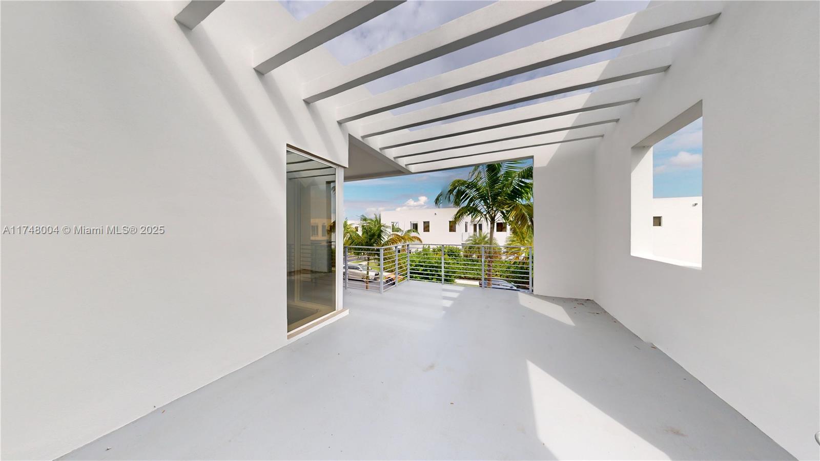 9980 NW 74th Ter