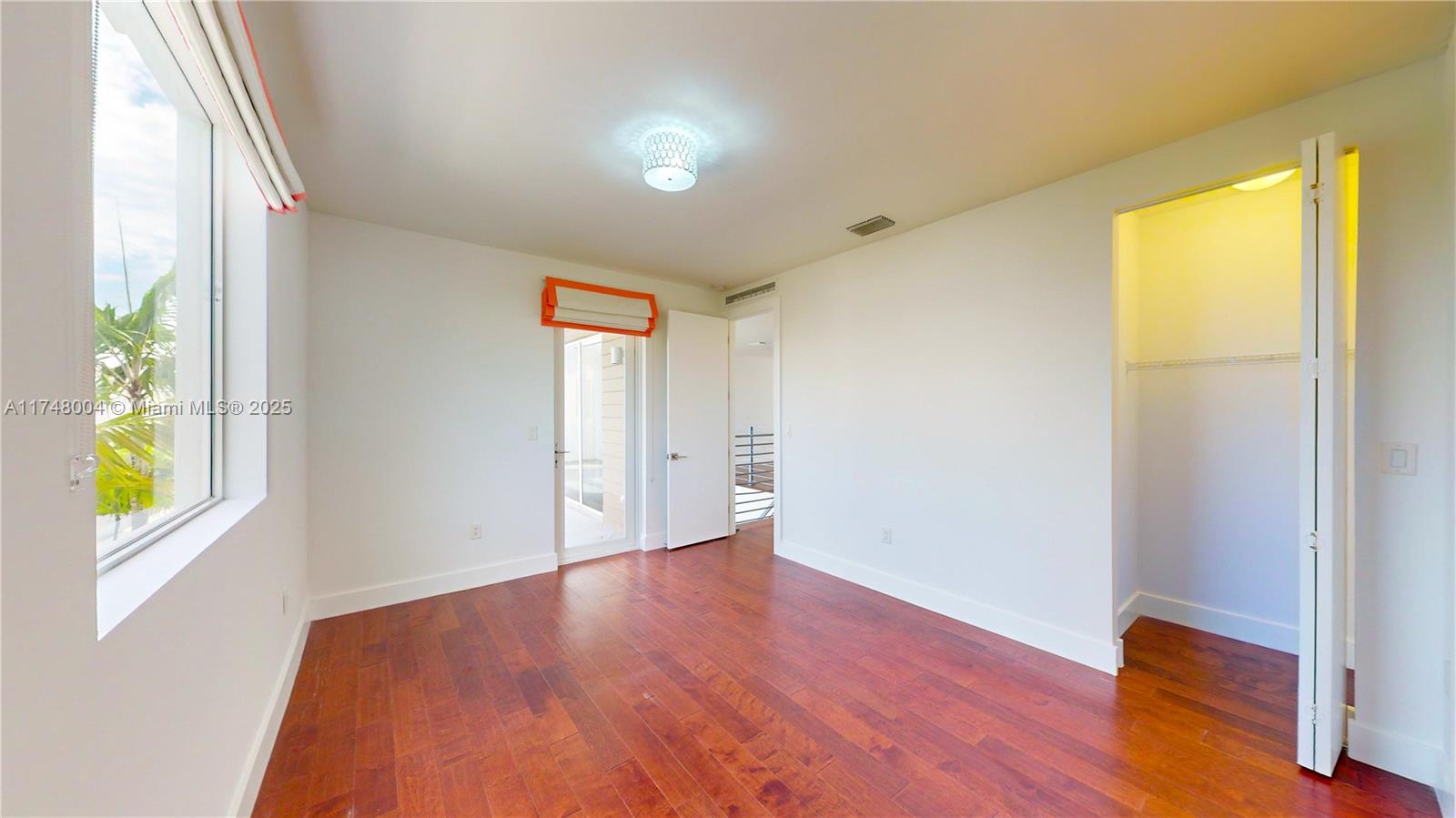 9980 NW 74th Ter