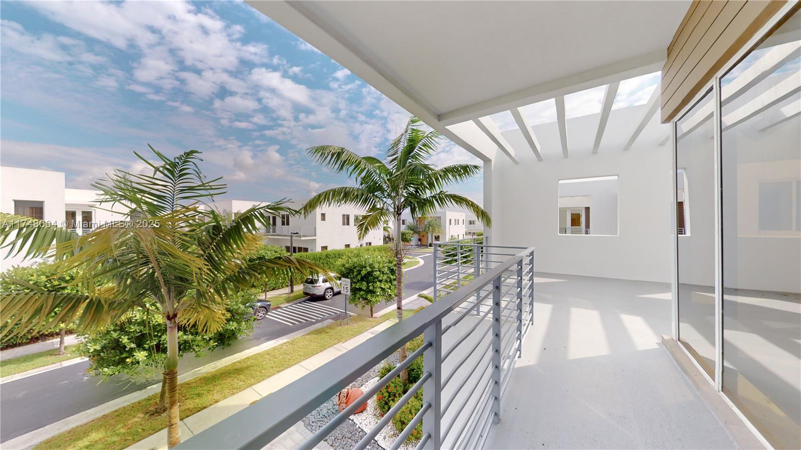 9980 NW 74th Ter
