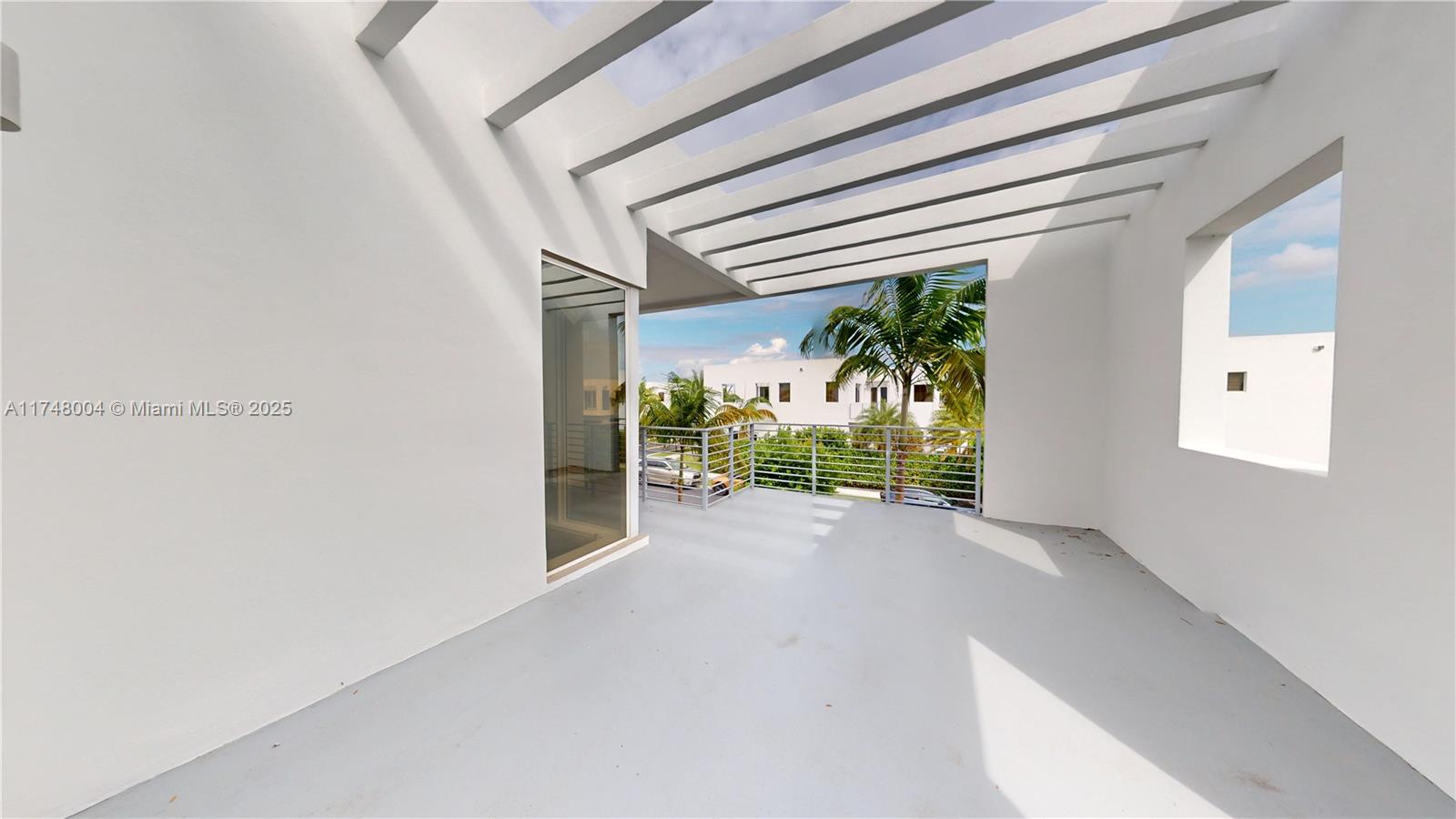 9980 NW 74th Ter