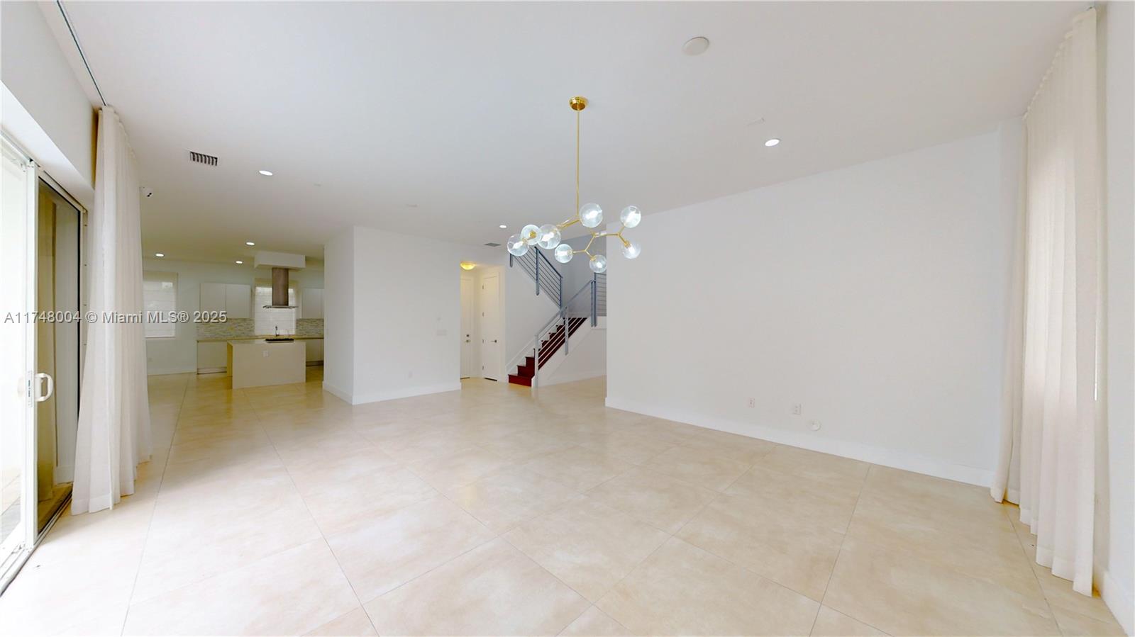 9980 NW 74th Ter