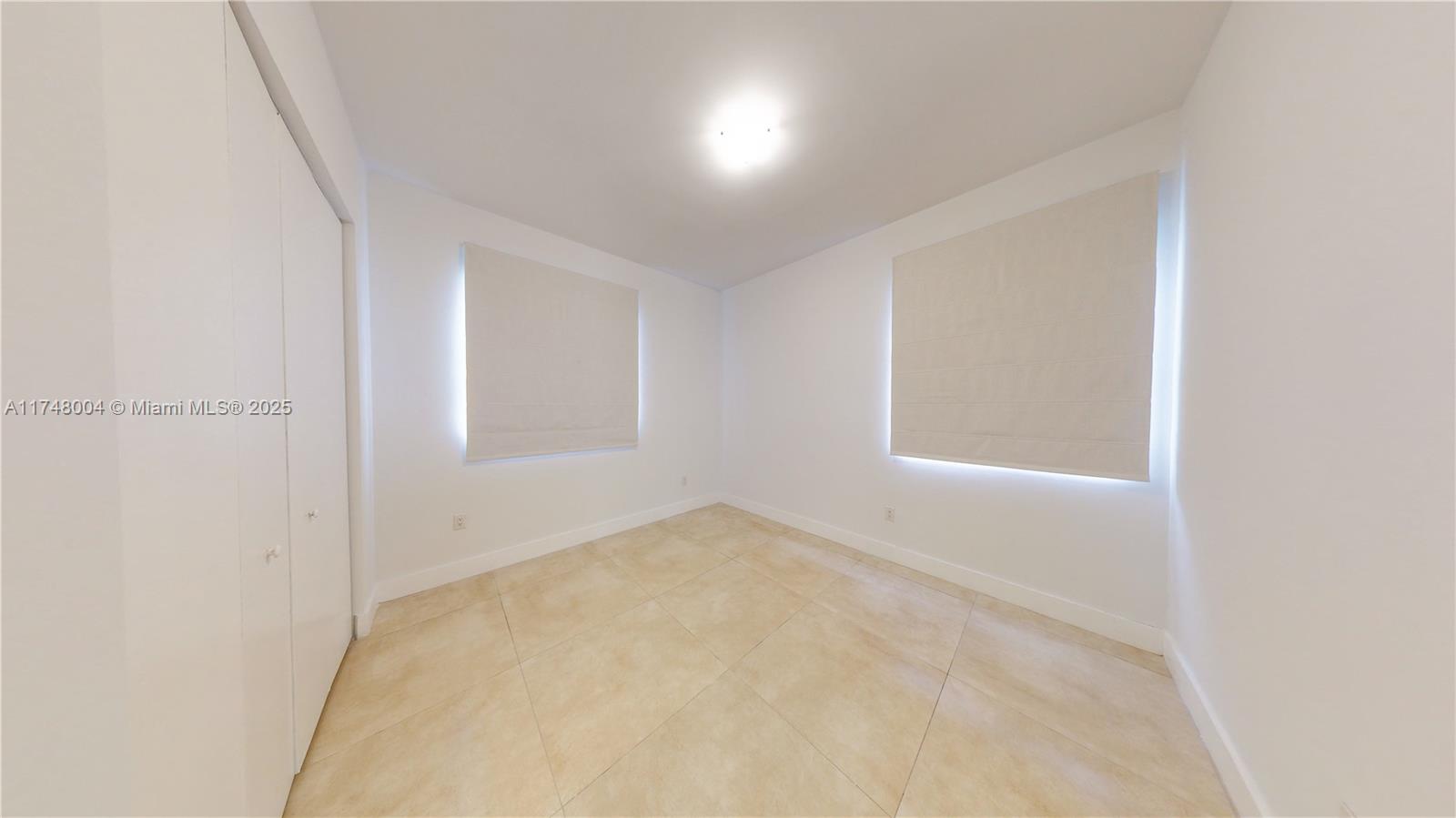 9980 NW 74th Ter
