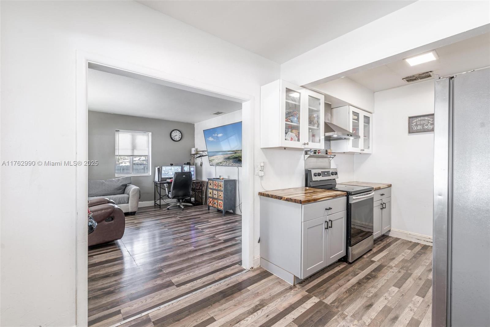 1000 NW 114th St