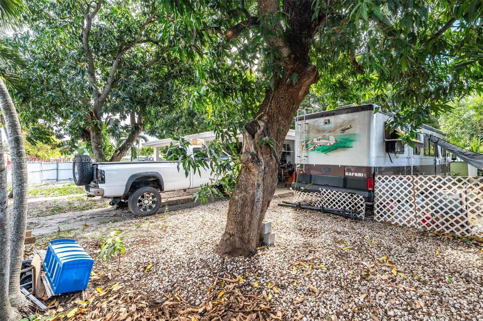 1000 NW 114th St