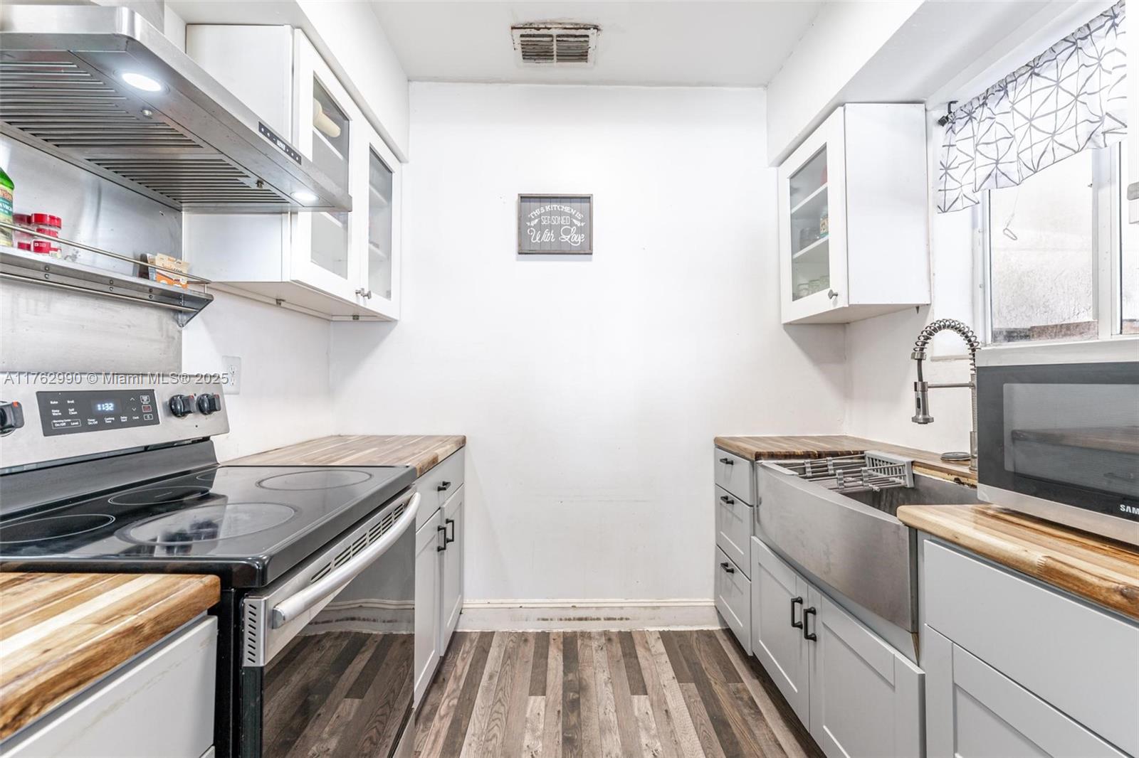 1000 NW 114th St