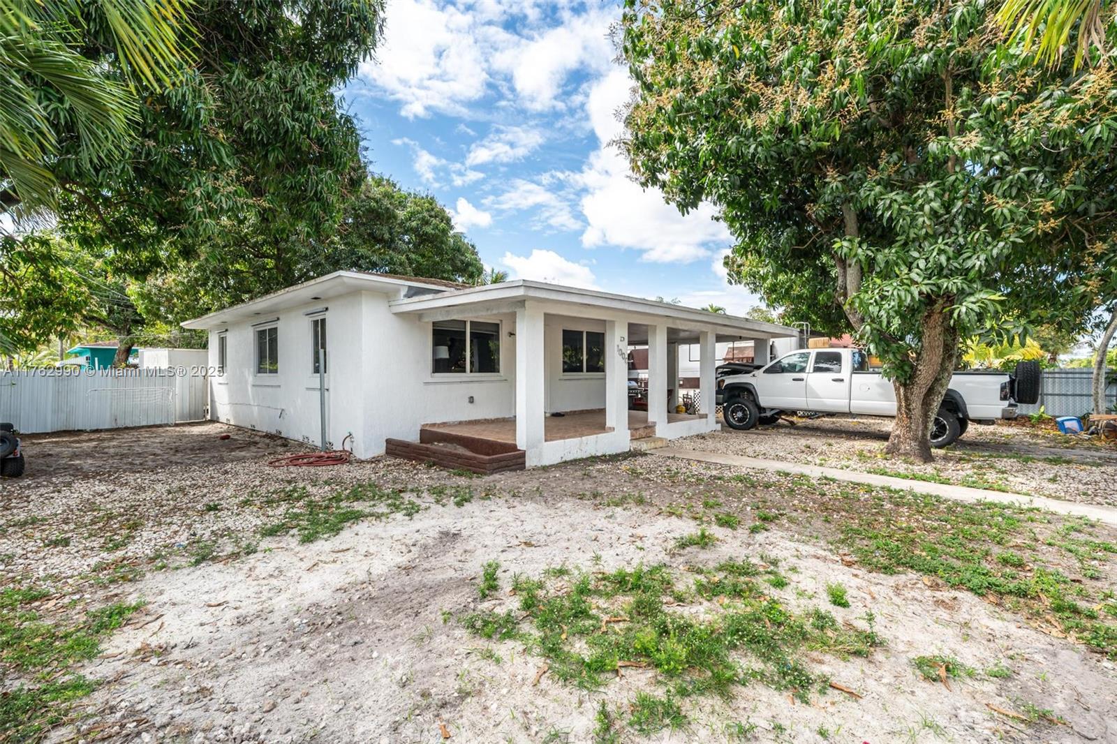 1000 NW 114th St