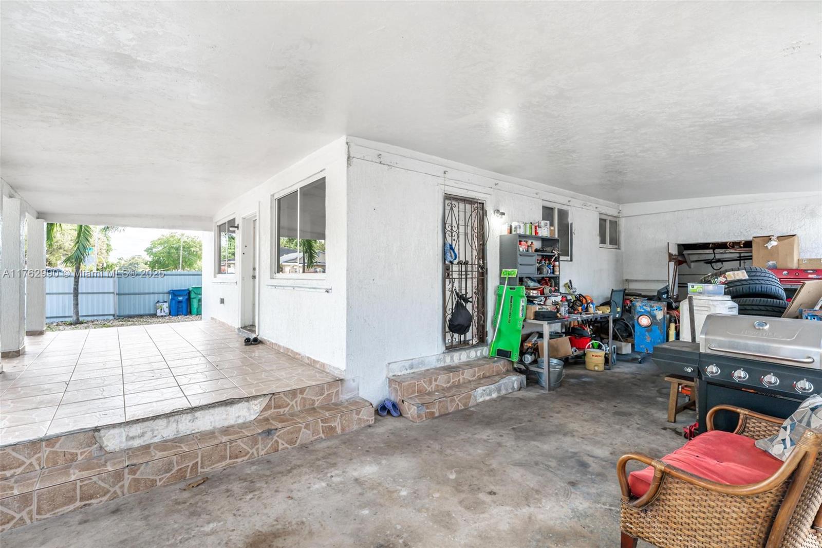 1000 NW 114th St