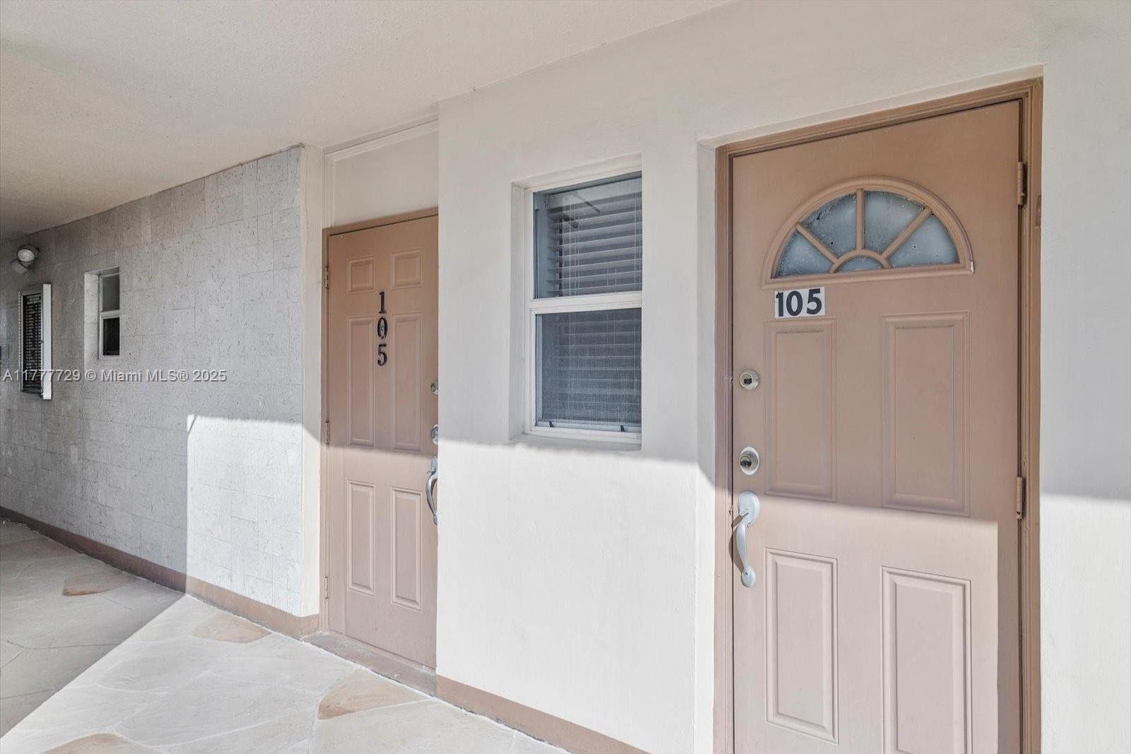 609 NE 14th Ave # 105