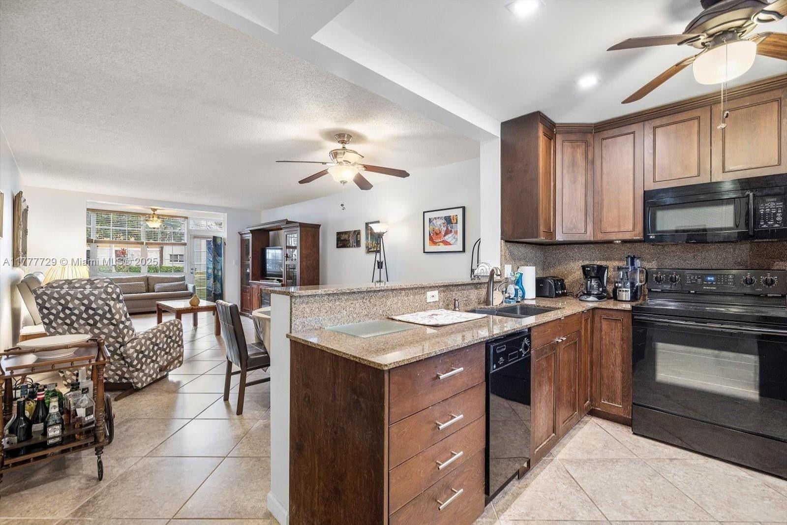 609 NE 14th Ave # 105