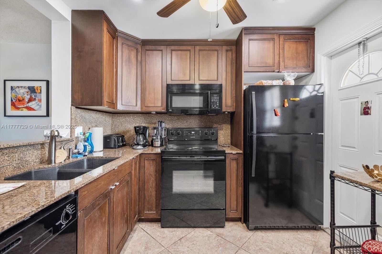 609 NE 14th Ave # 105