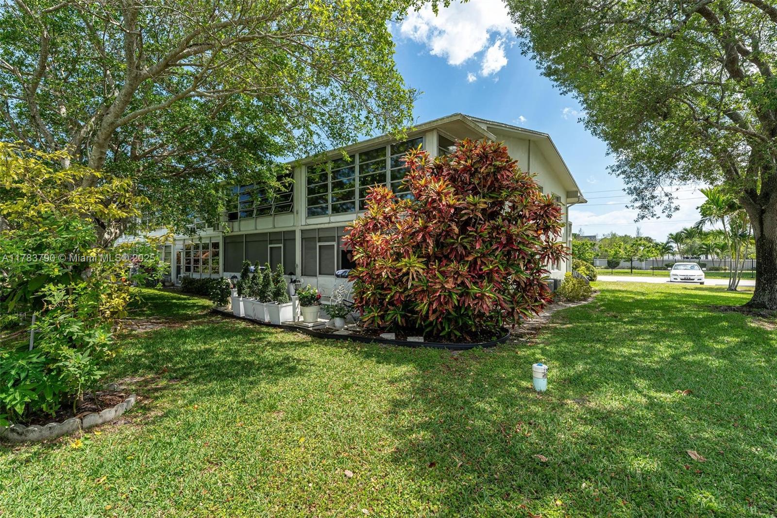 284 Prescott N # 284