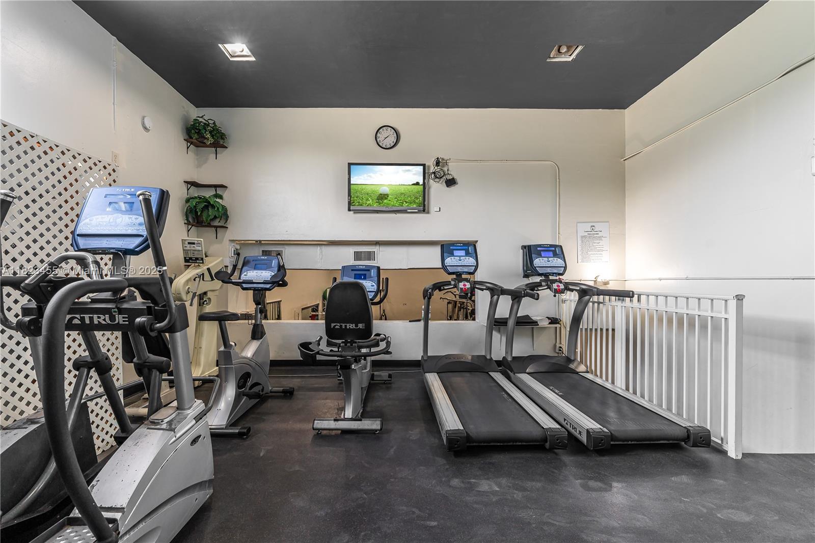 650 Tennis Club Dr # 110