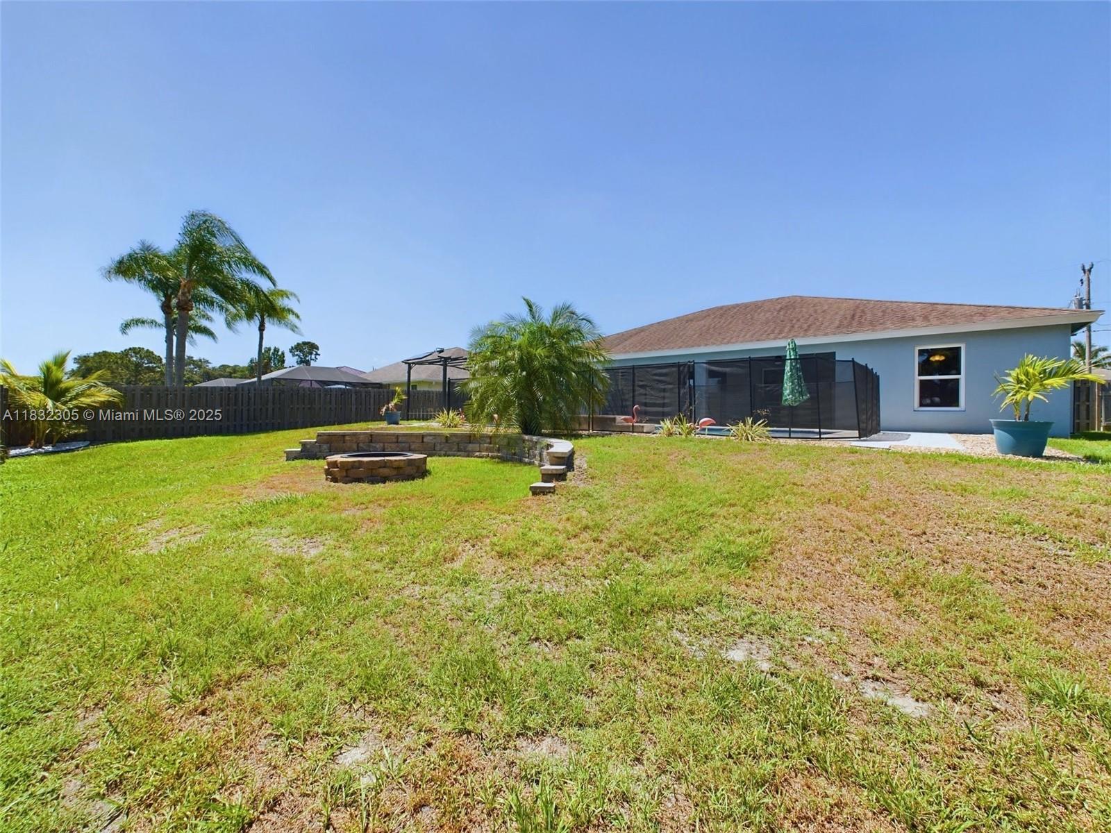 1557 SW Aledo Ln # 1557, Port St. Lucie Unit: 1557