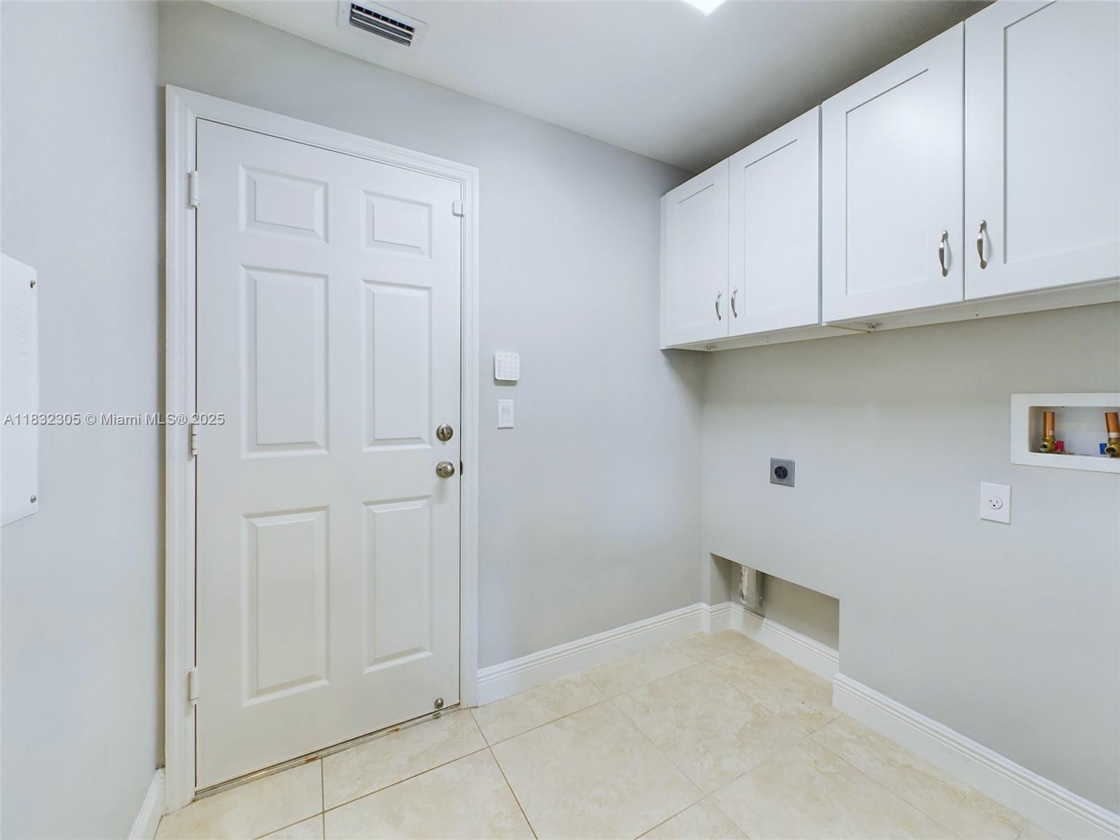 1557 SW Aledo Ln # 1557, Port St. Lucie Unit: 1557