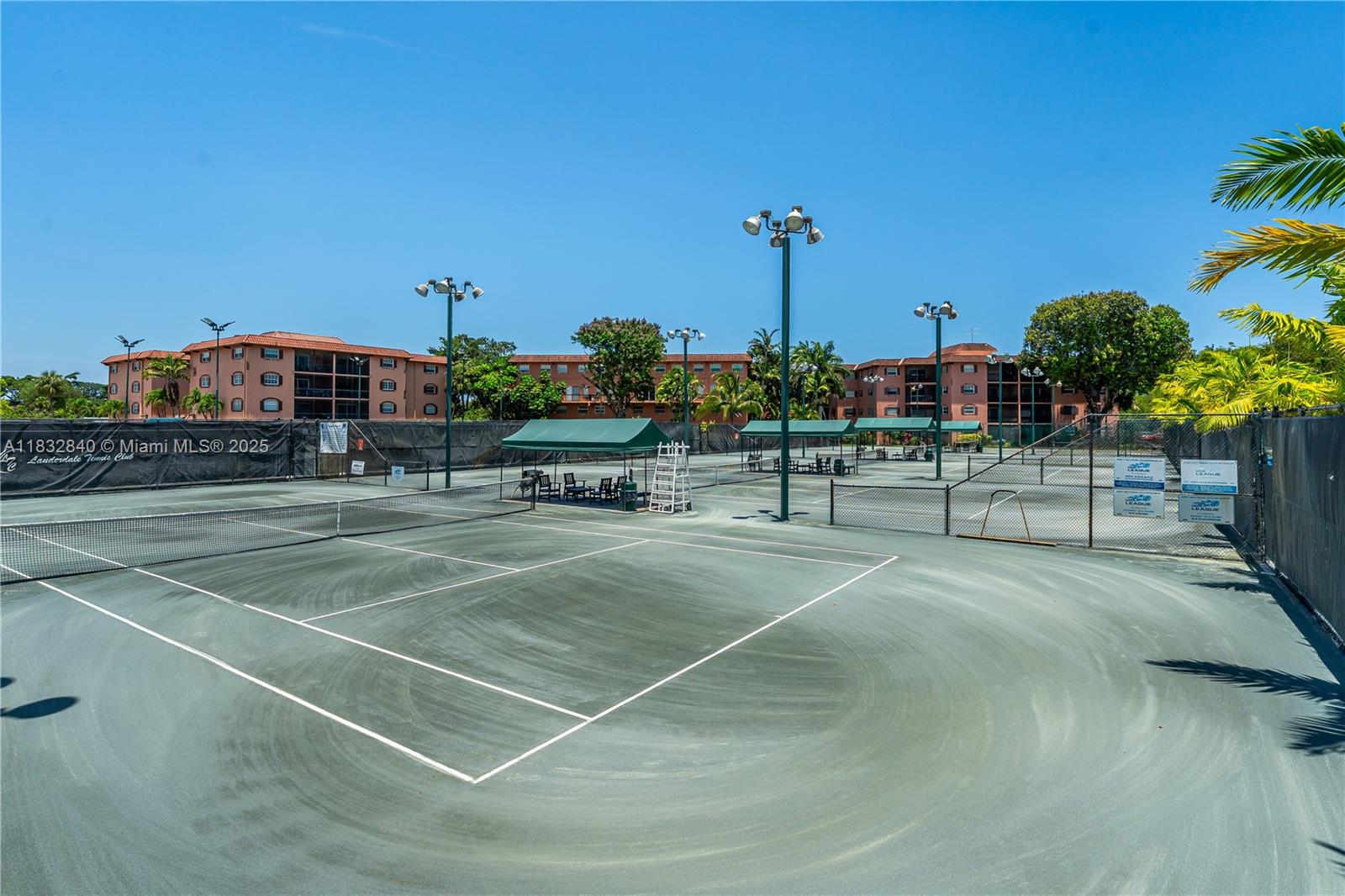 630 Tennis Club Dr # 106