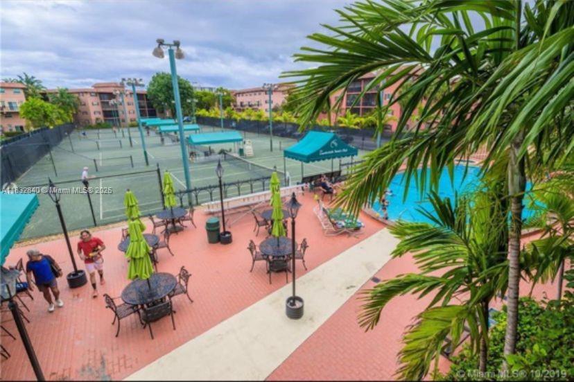 630 Tennis Club Dr # 106