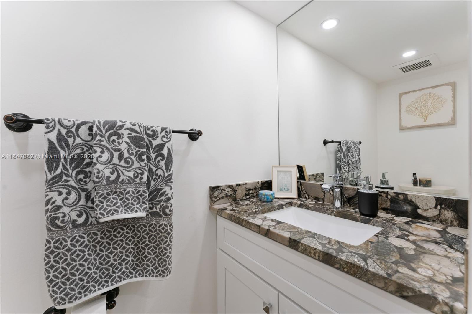 670 Tennis Club Dr # 110