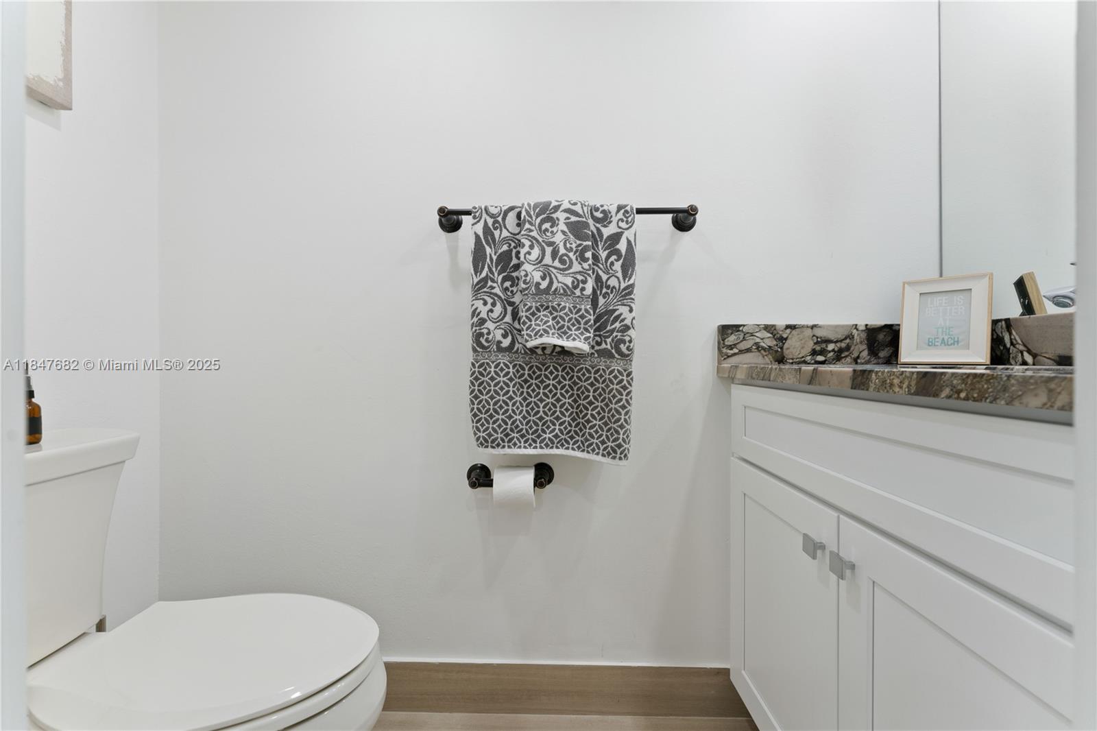 670 Tennis Club Dr # 110