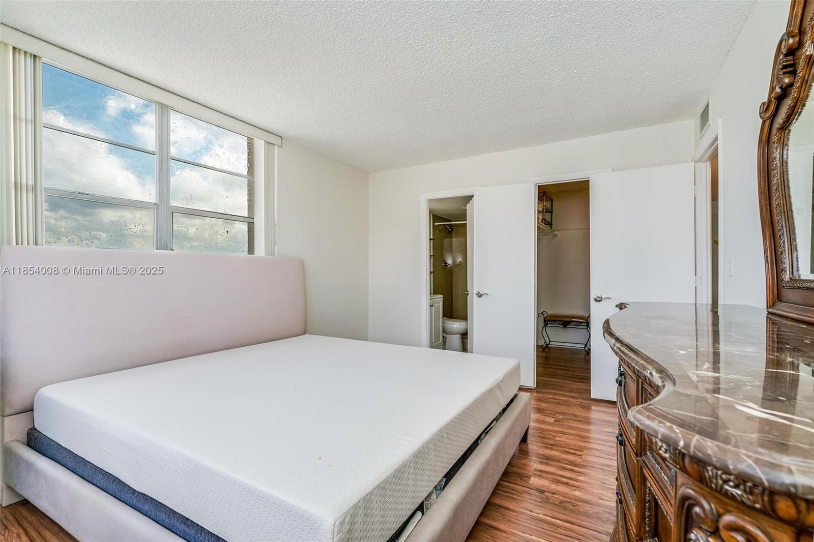 9310 Fontainebleau Blvd # 501