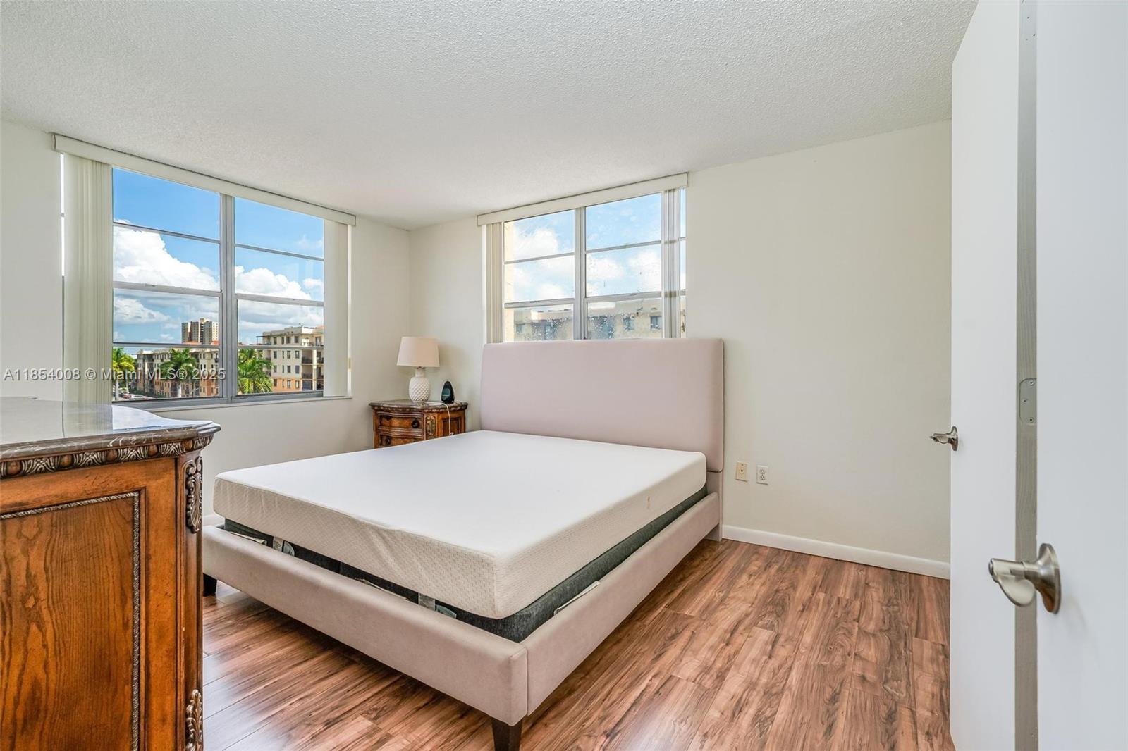 9310 Fontainebleau Blvd # 501